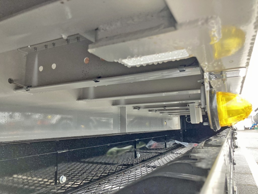 シャーシとネタの状態です。(横ネタは鉄製です)|トレクス  PLR232ASの写真13