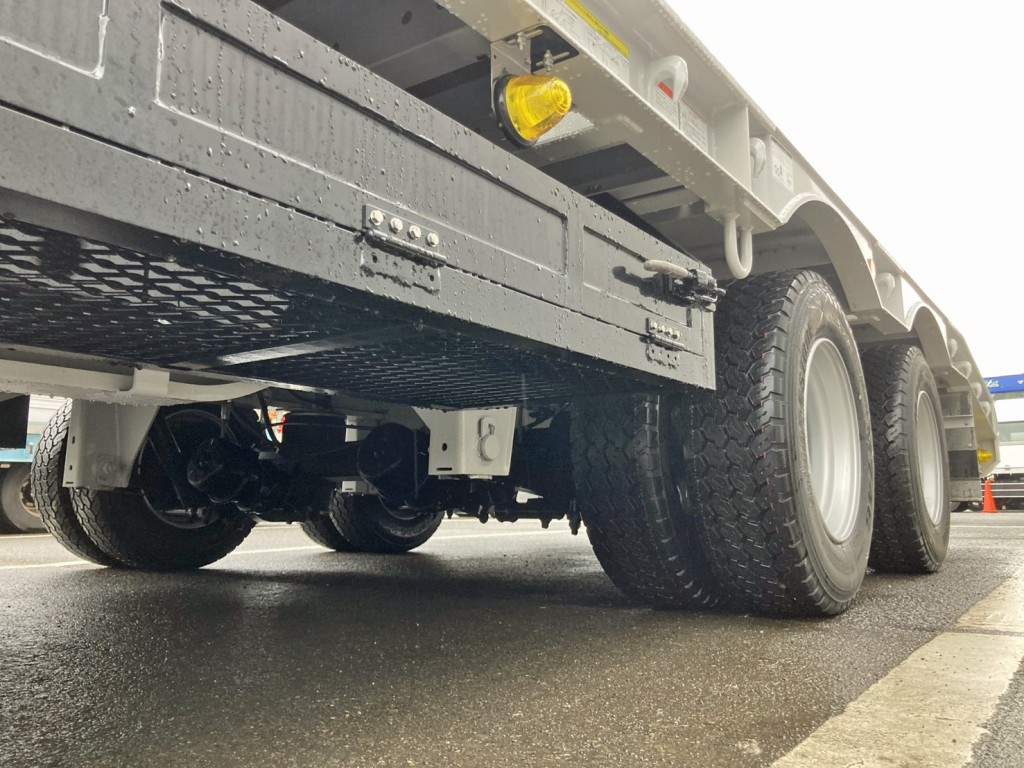 8輪です。|トレクス  PLR232ASの写真28