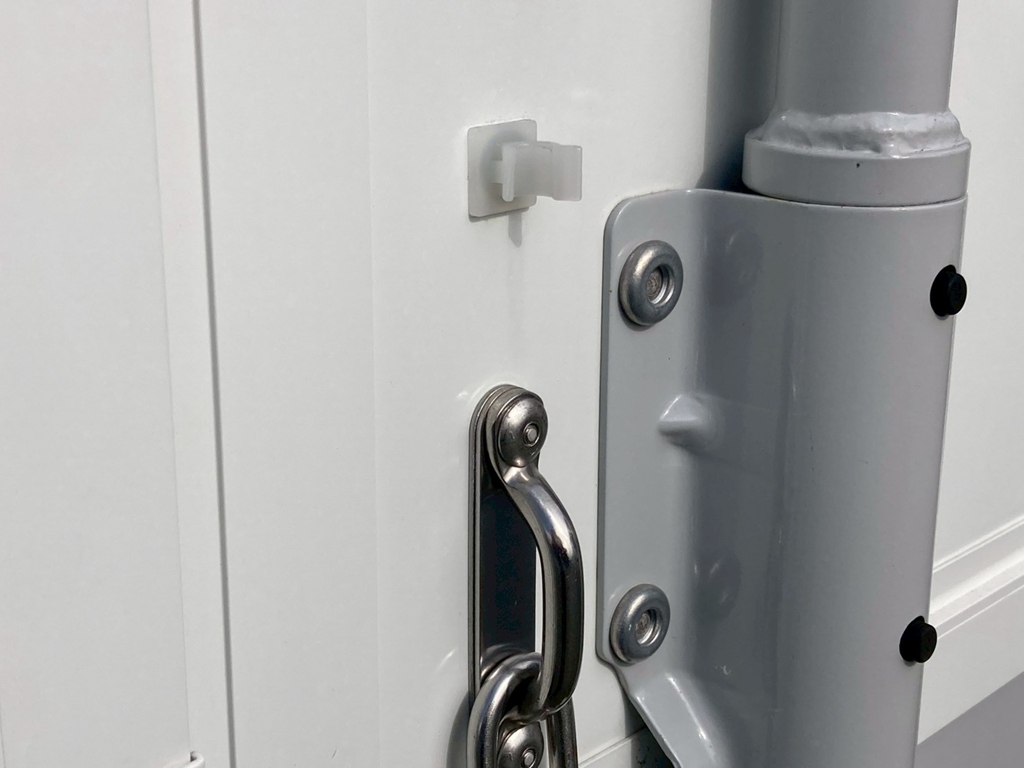 開き止めの収納フックが欠損してます|三菱 スーパーグレート 2PG-FS74HZの写真11