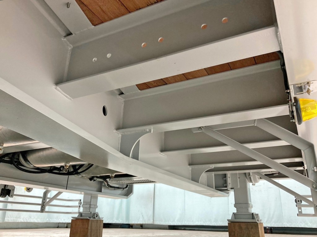 シャーシとネタの状態です。(横ネタは鉄製です)|トレクス  PLR430DAの写真7