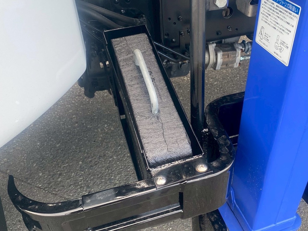 敷板収納左|三菱 ファイター 2KG-FK62FZの写真18