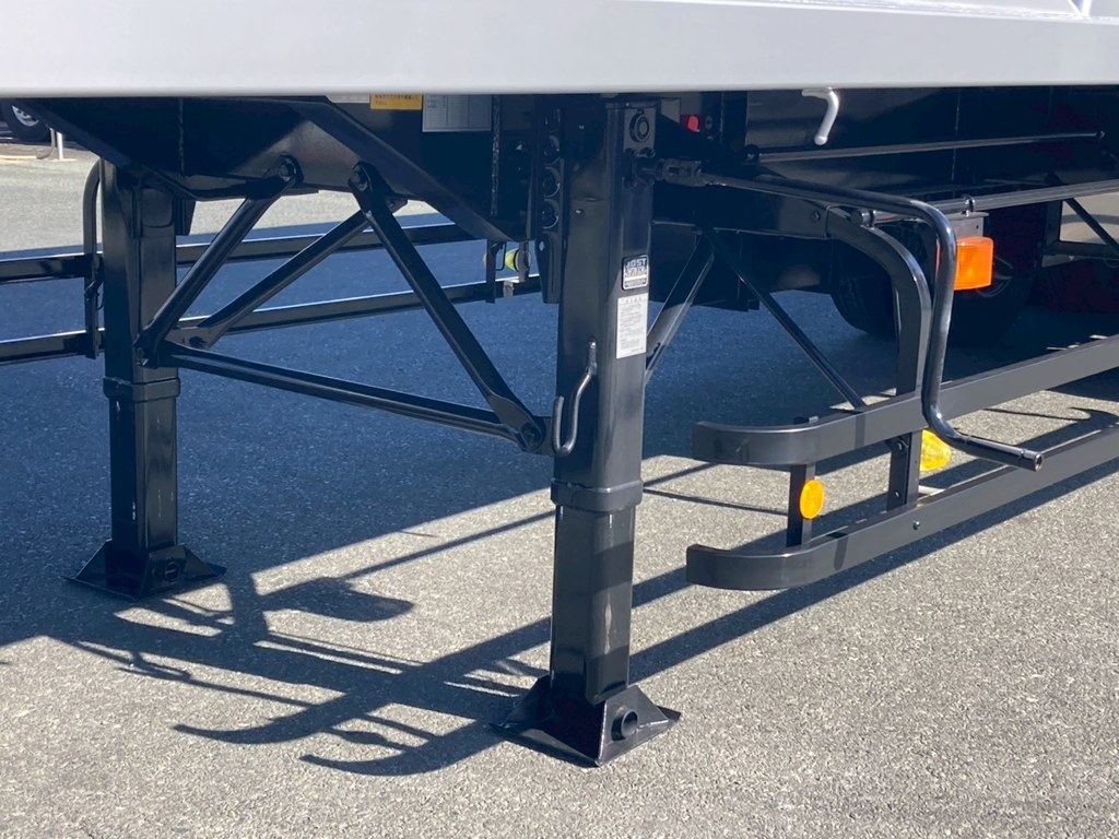 ランディングギアは手動です|フルハーフ KFKGF340Wの写真21