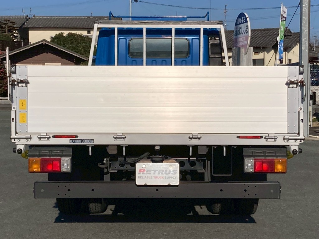 リア廻り|日野 デュトロ 2RG-XZU722M(2WD)の写真11