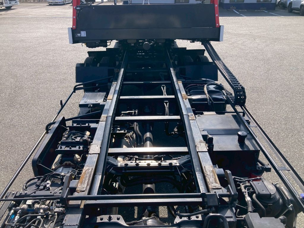 いすゞ フォワード 2RG-FRR90S2(2WD)の写真22