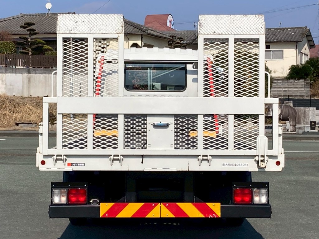 リヤ周りの状態です。|いすゞ フォワード 2RG-FRR90S2(2WD)の写真31