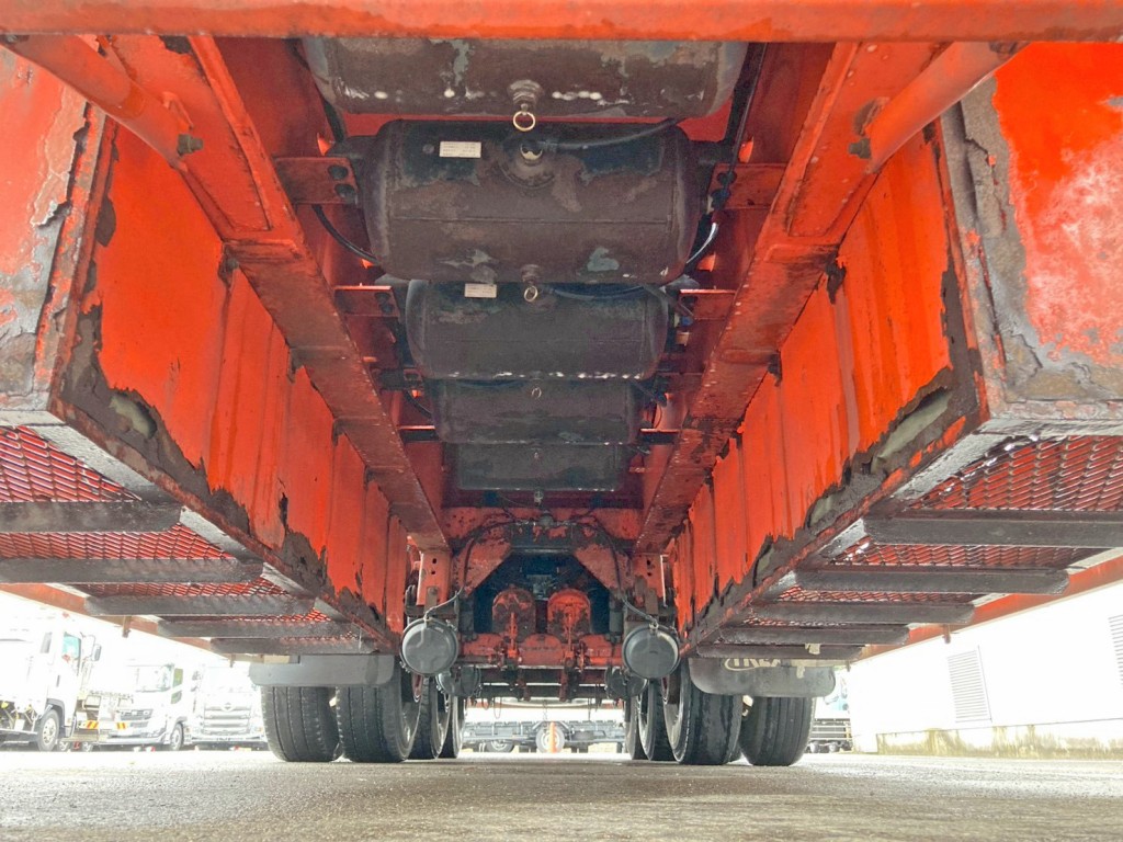 下回りの状態です。(中央部)|トレクス  PFB34118の写真17