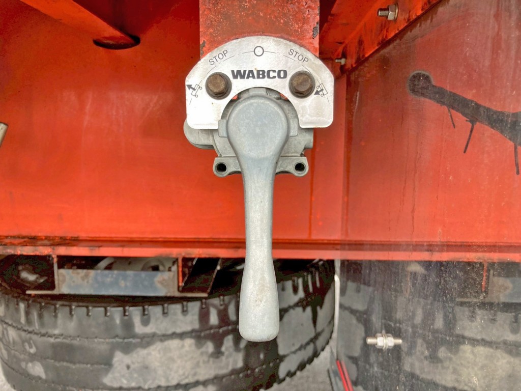 12輪です。|トレクス  PFB34118の写真68