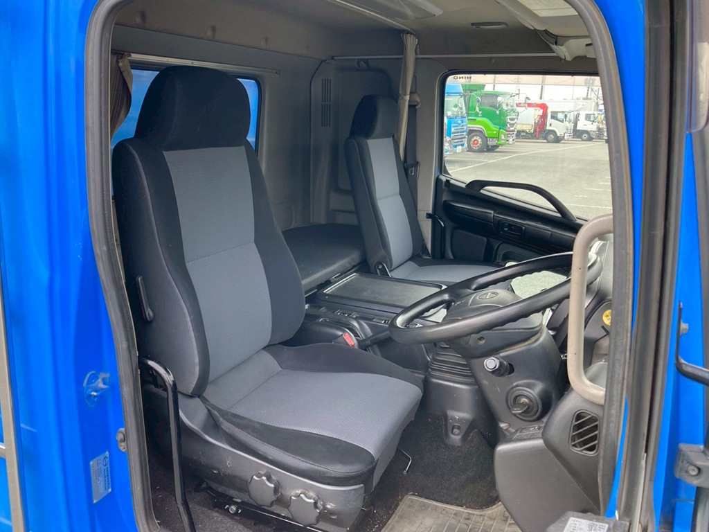 室内|日野 レンジャー LDG-FG8JJAAの写真7