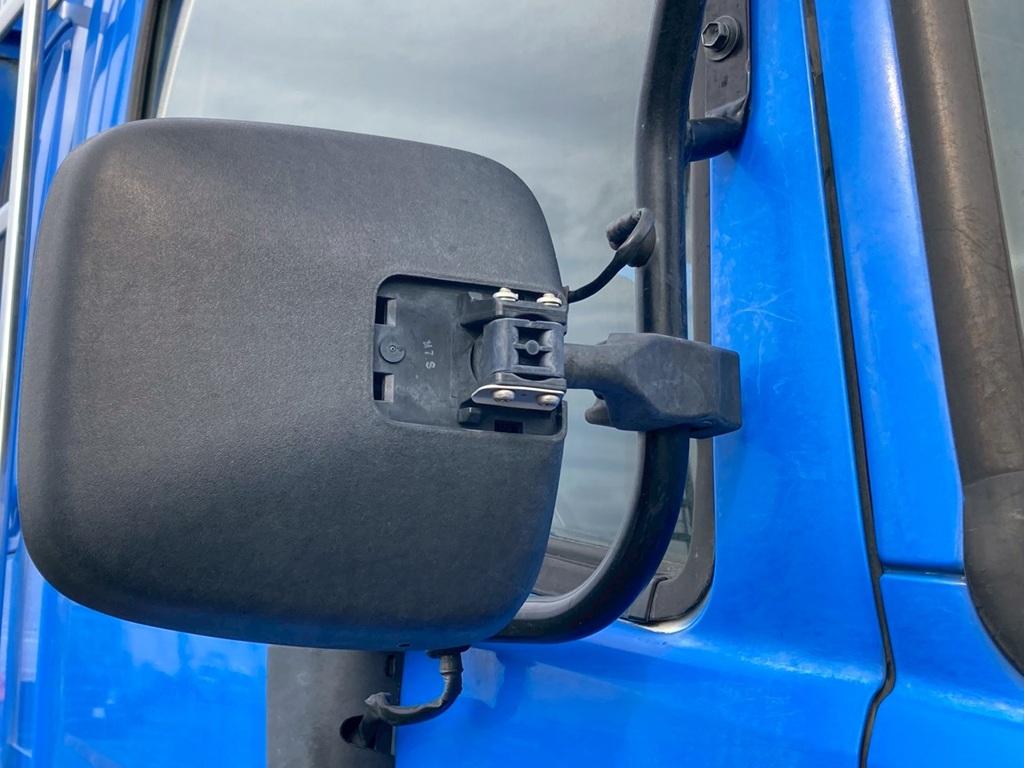 ミラー止めカバーが欠損してます|日野 レンジャー LDG-FG8JJAAの写真21