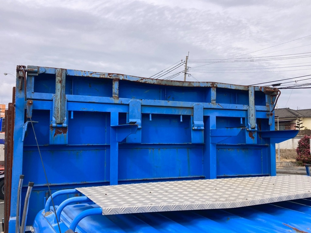 鳥居上部に曲り、サビが有ります|日野 レンジャー LDG-FG8JJAAの写真26