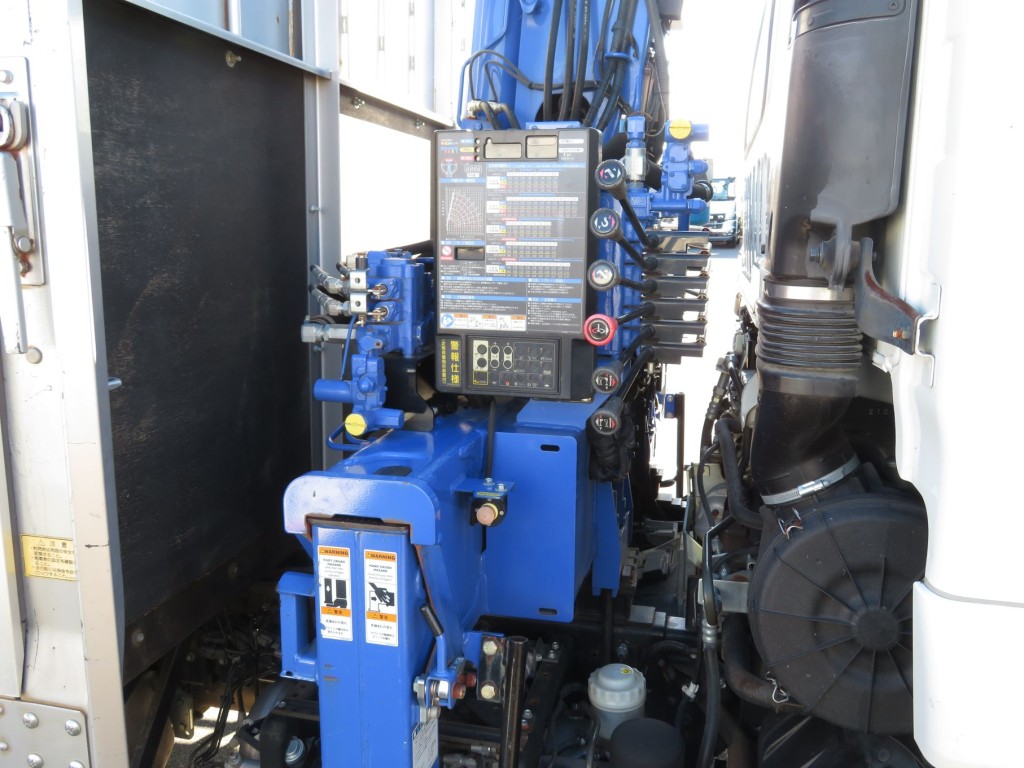 いすゞ フォワード 2RG-FSR90S2の写真18