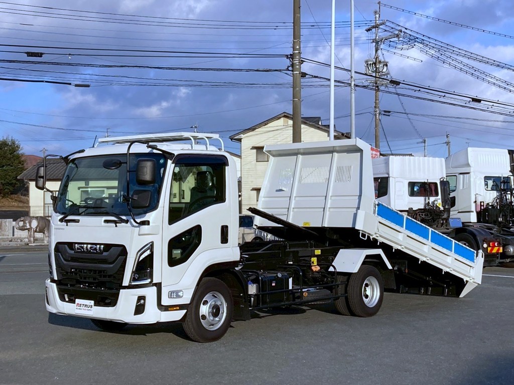 ボディーをスライドした状態|いすゞ フォワード 2RG-FRR90S4(2WD)の写真1