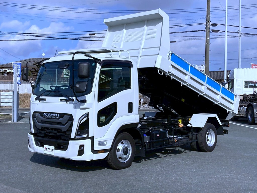 ボディーをダンプした状態|いすゞ フォワード 2RG-FRR90S4(2WD)の写真2