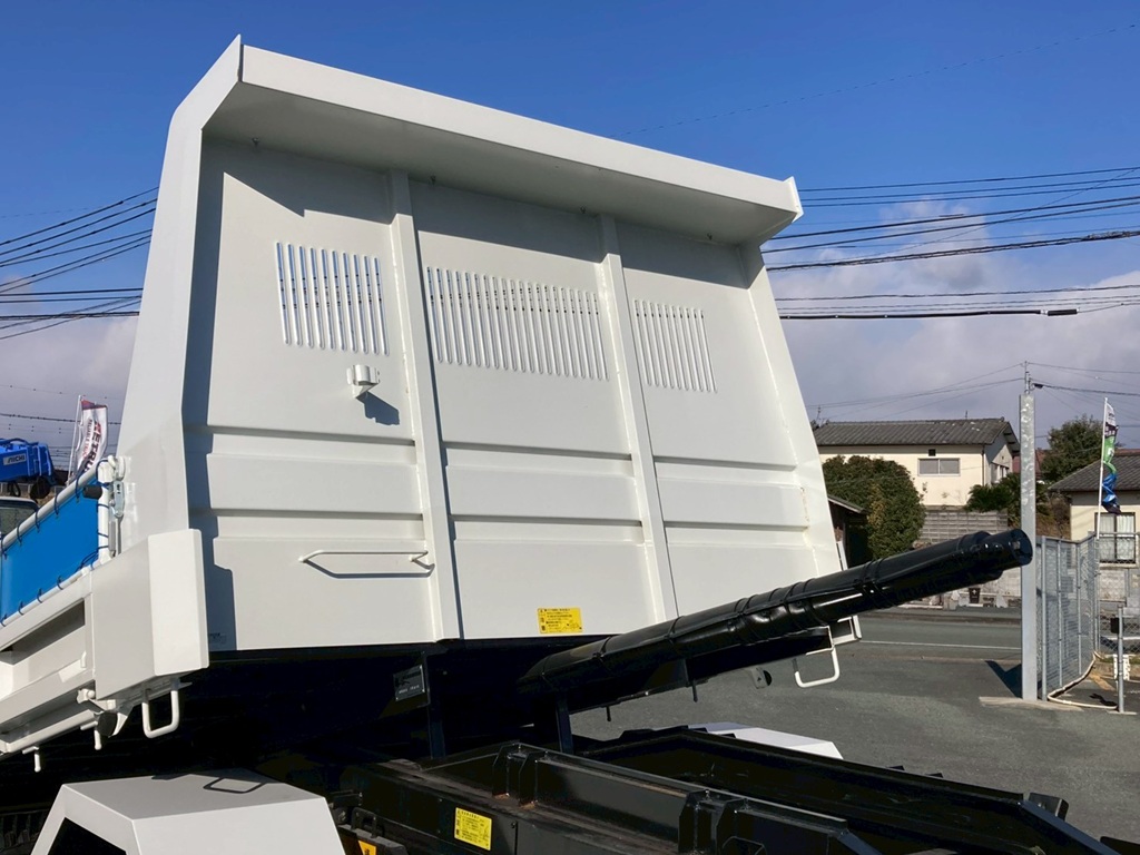 いすゞ フォワード 2RG-FRR90S4(2WD)の写真12