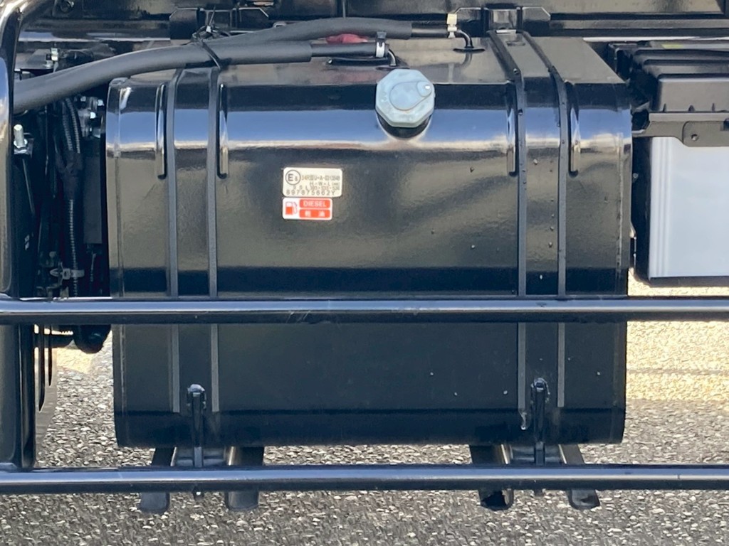 燃料タンクは90Lです|いすゞ フォワード 2RG-FRR90S4(2WD)の写真22