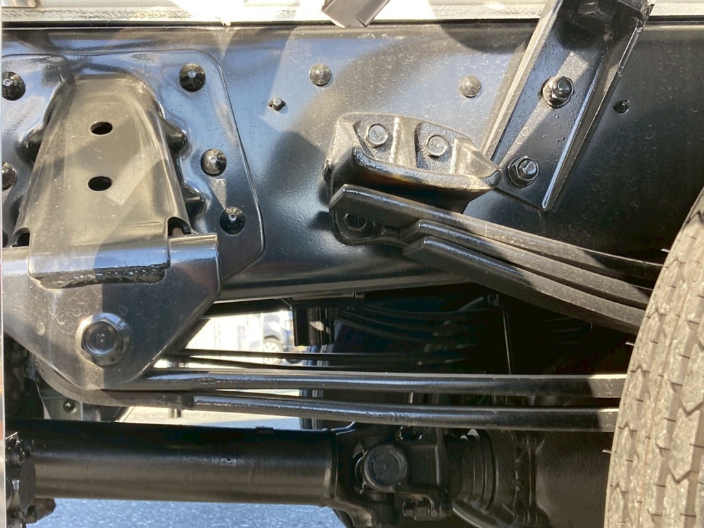 スプリング周辺|日野 レンジャー 2KG-FD2ABA(2WD)の写真5