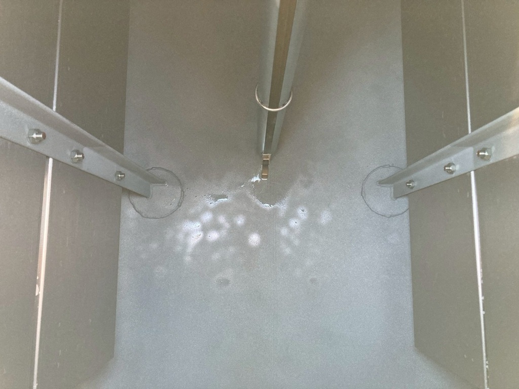 タンク内|日野 レンジャー 2KG-FD2ABA(2WD)の写真8