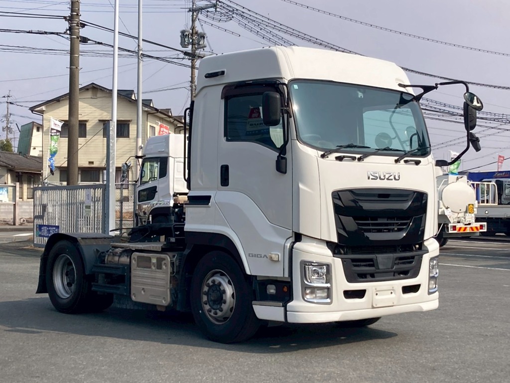 2|いすゞ ギガ 2PG-EXD52CDの写真2