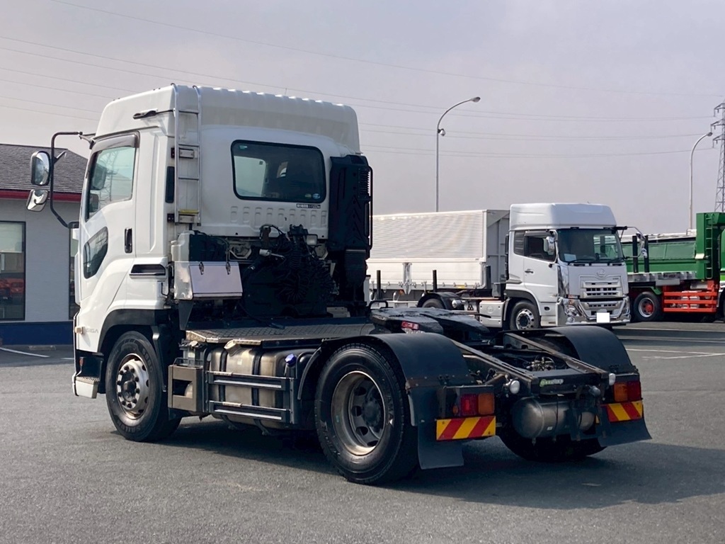 3|いすゞ ギガ 2PG-EXD52CDの写真3