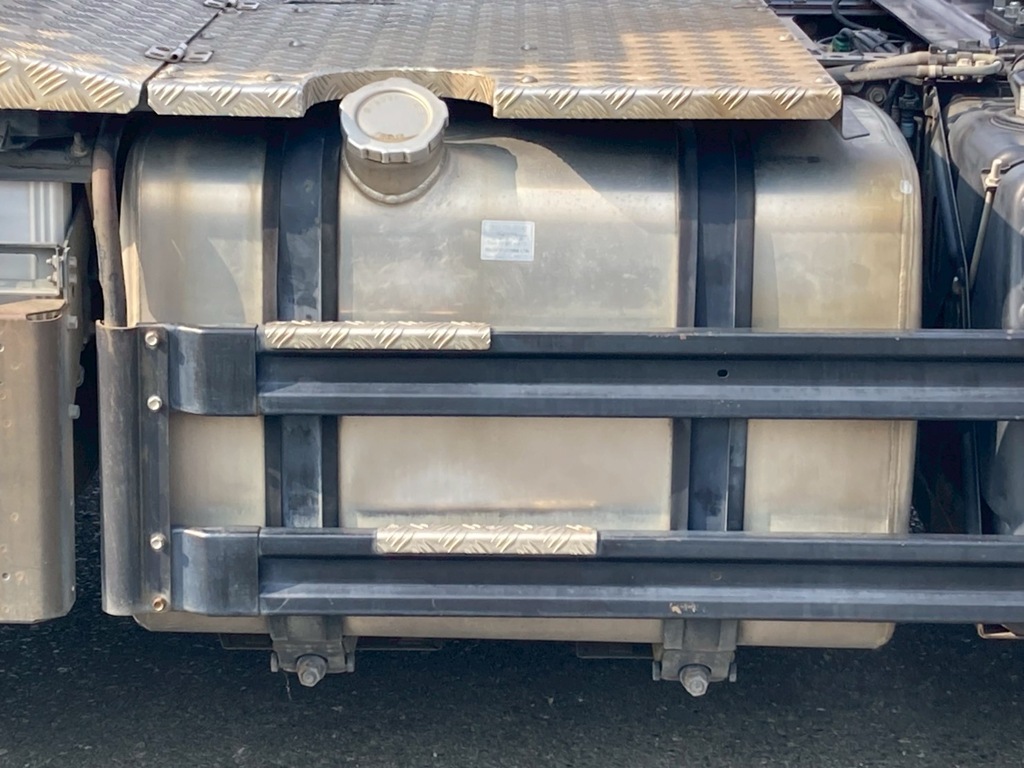 24|いすゞ ギガ 2PG-EXD52CDの写真24