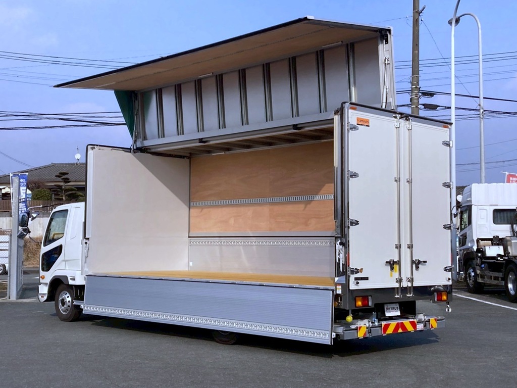 リア門口、ロッド、丁番はステンレスです|三菱 ファイター 2KG-FK65F(2WD)の写真3