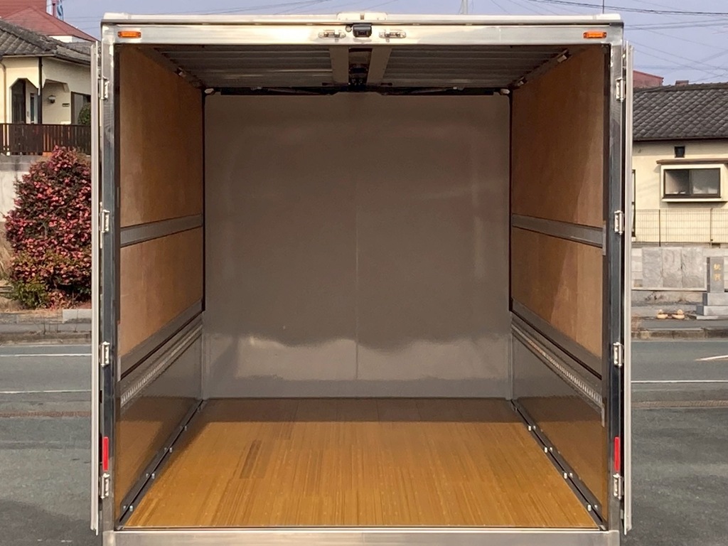 ラッシングレールは2段です|三菱 ファイター 2KG-FK65F(2WD)の写真10