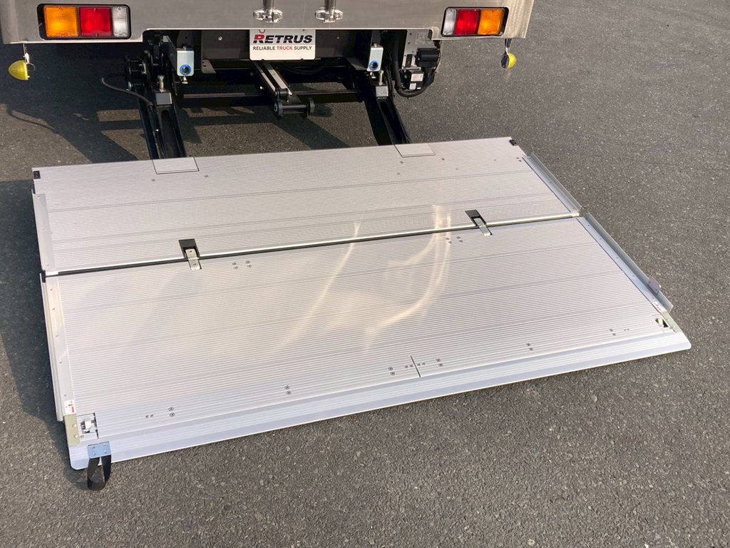 ゲート面|三菱 ファイター 2KG-FK65F(2WD)の写真12