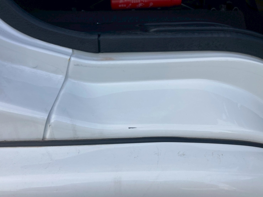 運転席フェンダーにすり傷が有ります|三菱 ファイター 2KG-FK65F(2WD)の写真16