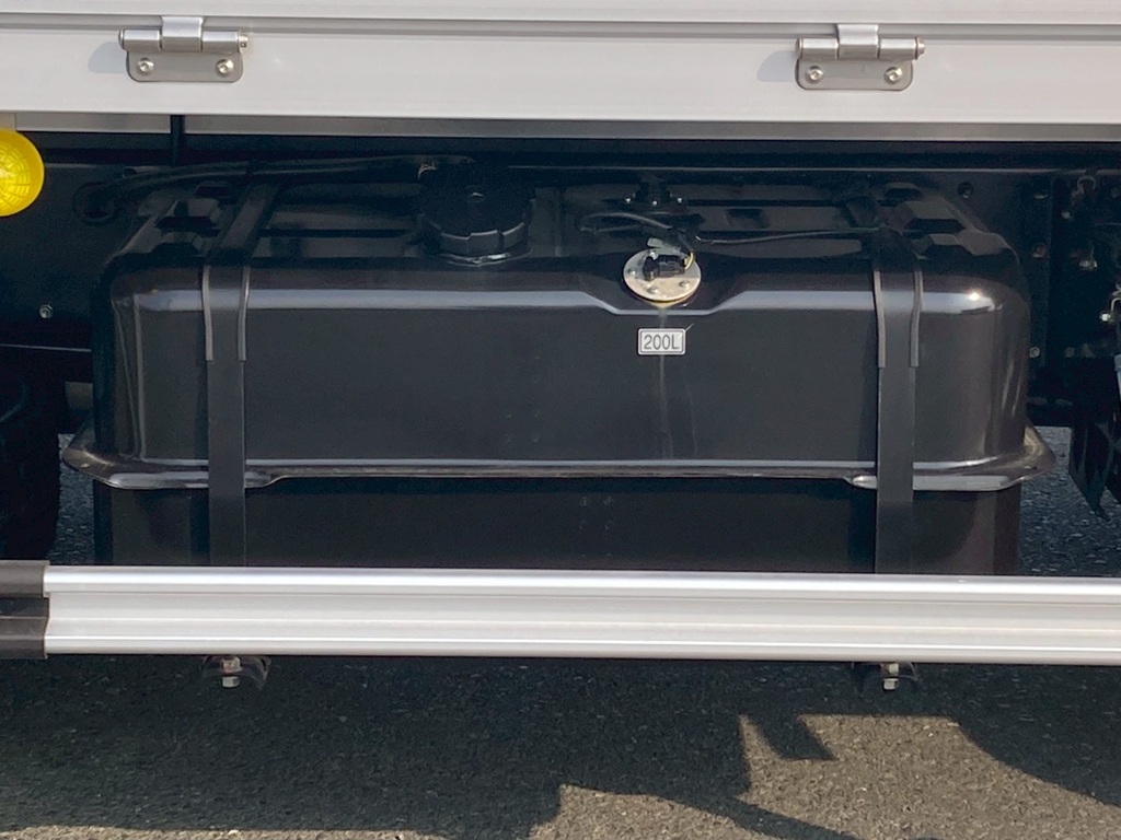 燃料タンクは200Lです|三菱 ファイター 2KG-FK65F(2WD)の写真19