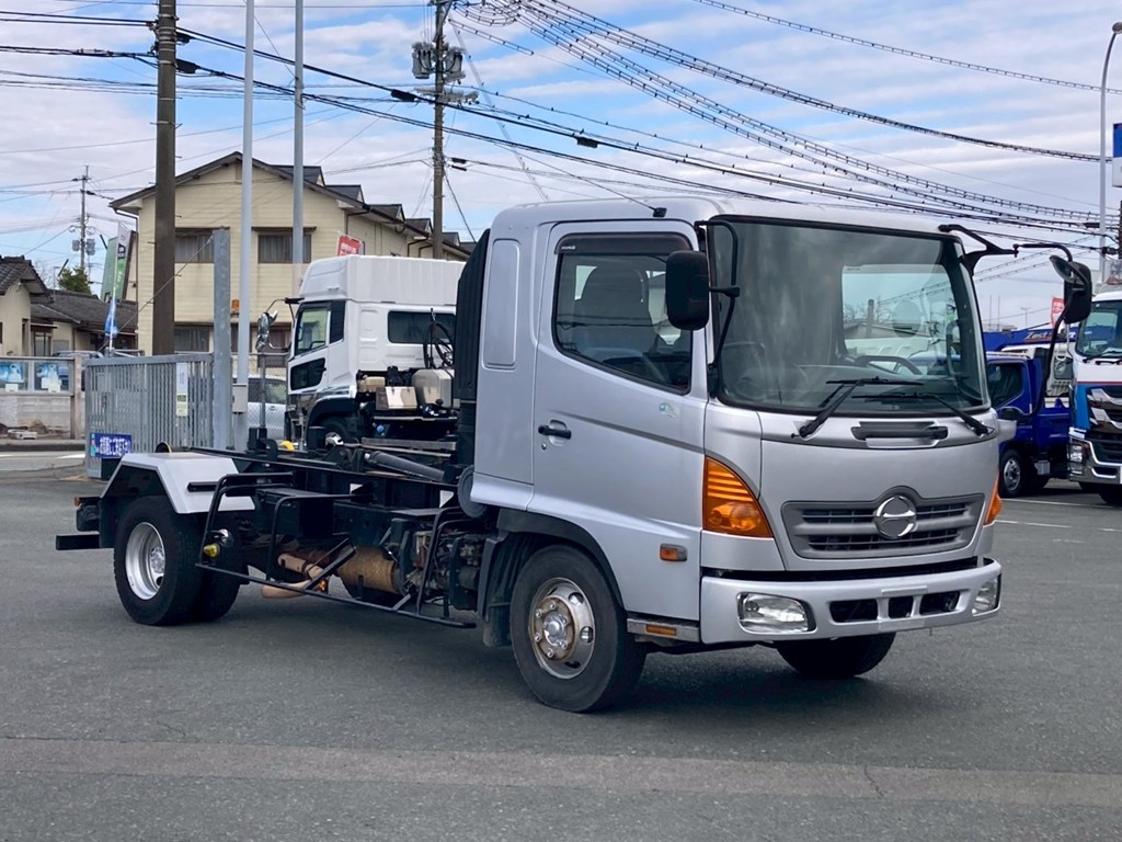 日野 レンジャー ADG-FD7JGWA(2WD)の写真2