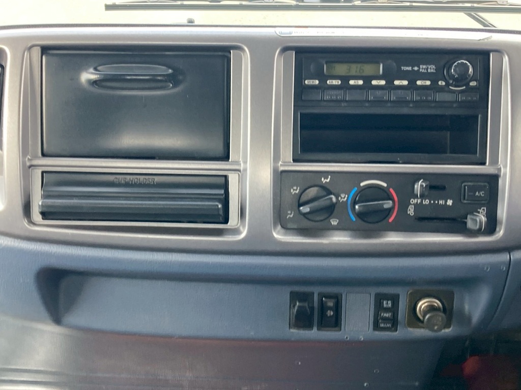 インパネ廻り|日野 レンジャー ADG-FD7JGWA(2WD)の写真28