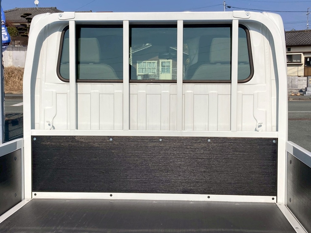 いすゞ エルフ 2RG-NJR88AF(2WD)の写真11