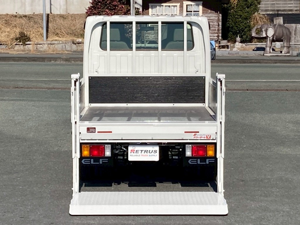 いすゞ エルフ 2RG-NJR88AF(2WD)の写真9
