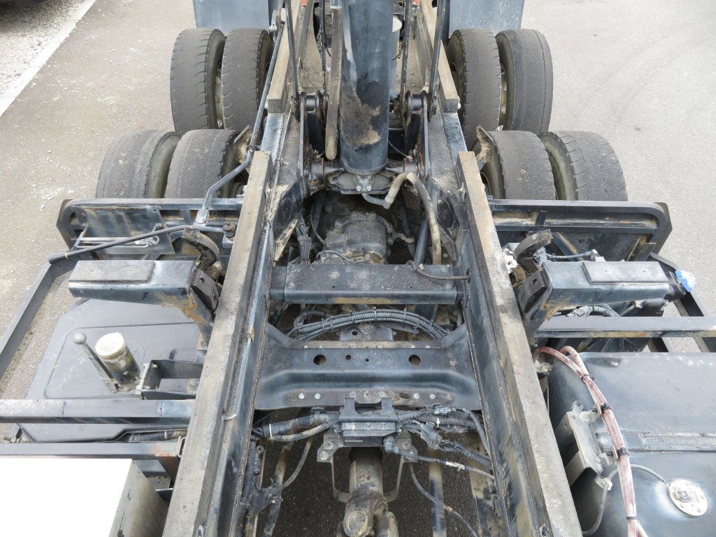 日野 プロフィア QKG-FS1EKDAの写真22