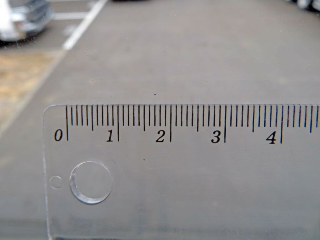 フロントガラス運転席側に小キズがあります。|日野 プロフィア QKG-FS1EKDAの写真32