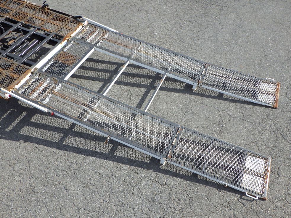 いすゞ エルフ TPG-NPR85N(2WD)の写真28