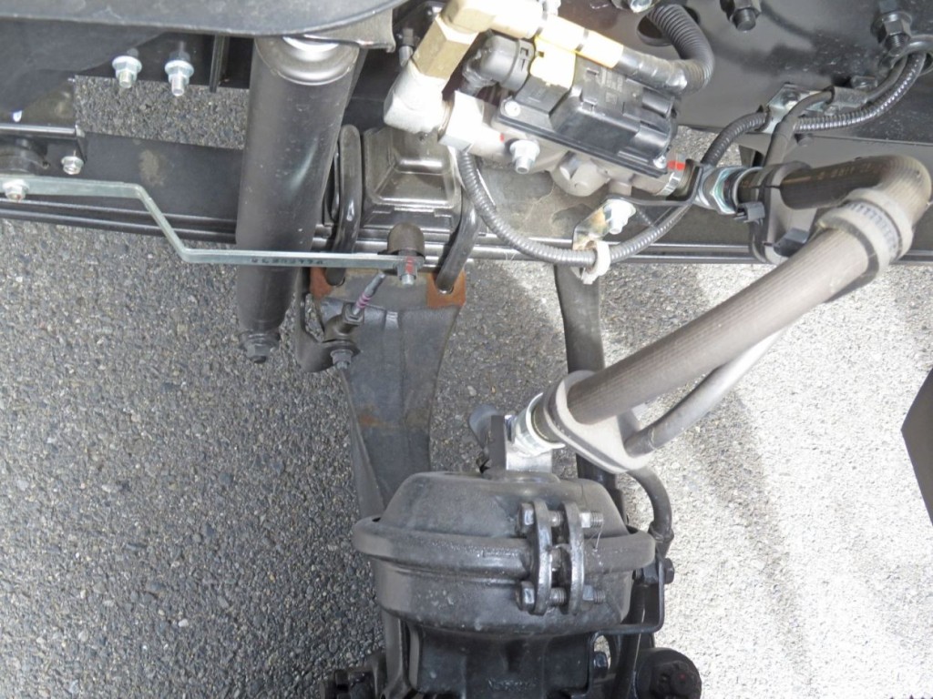 脚廻りに軽いサビがあります。|三菱 ファイター 2KG-FK62F(2WD)の写真32
