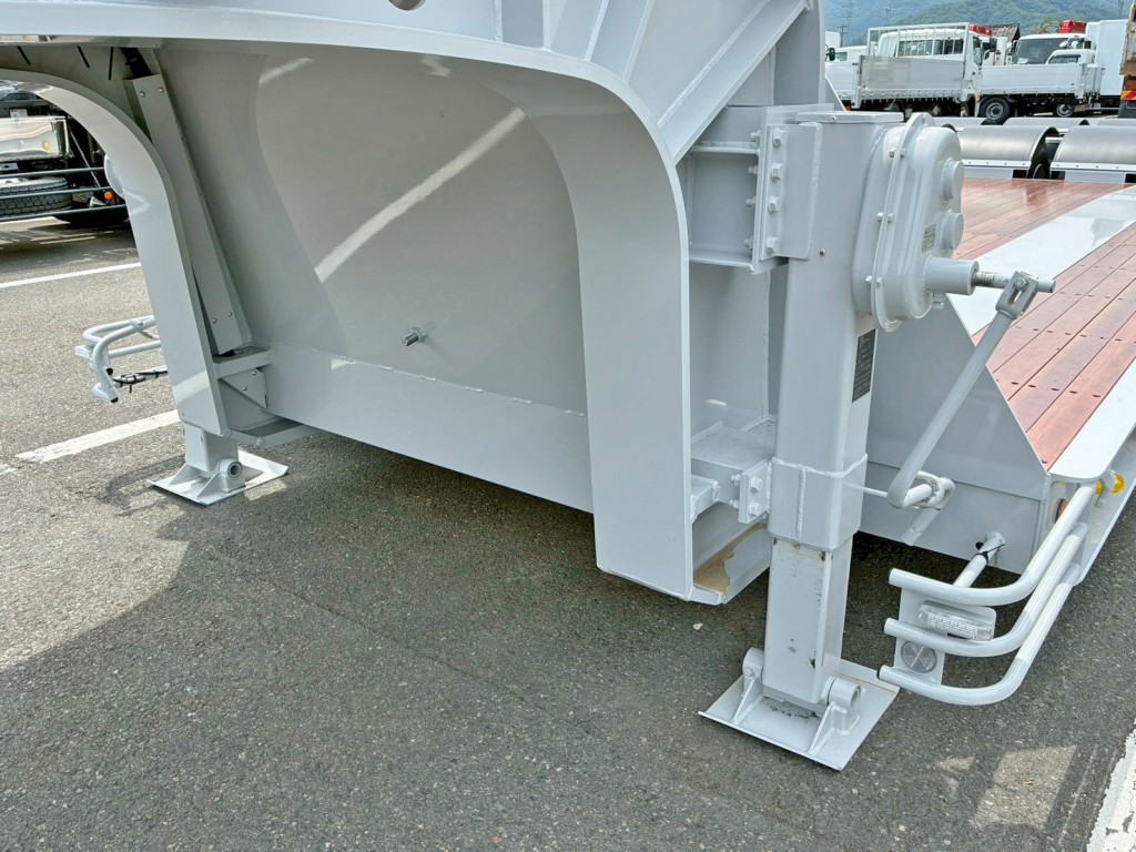 脚は手動式です。|トレクス PMR439DWの写真41