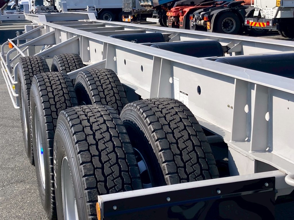 シャーシの状態です。|トレクス  NCCTB34081の写真6