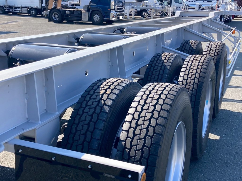 シャーシの状態です。|トレクス  NCCTB34081の写真7