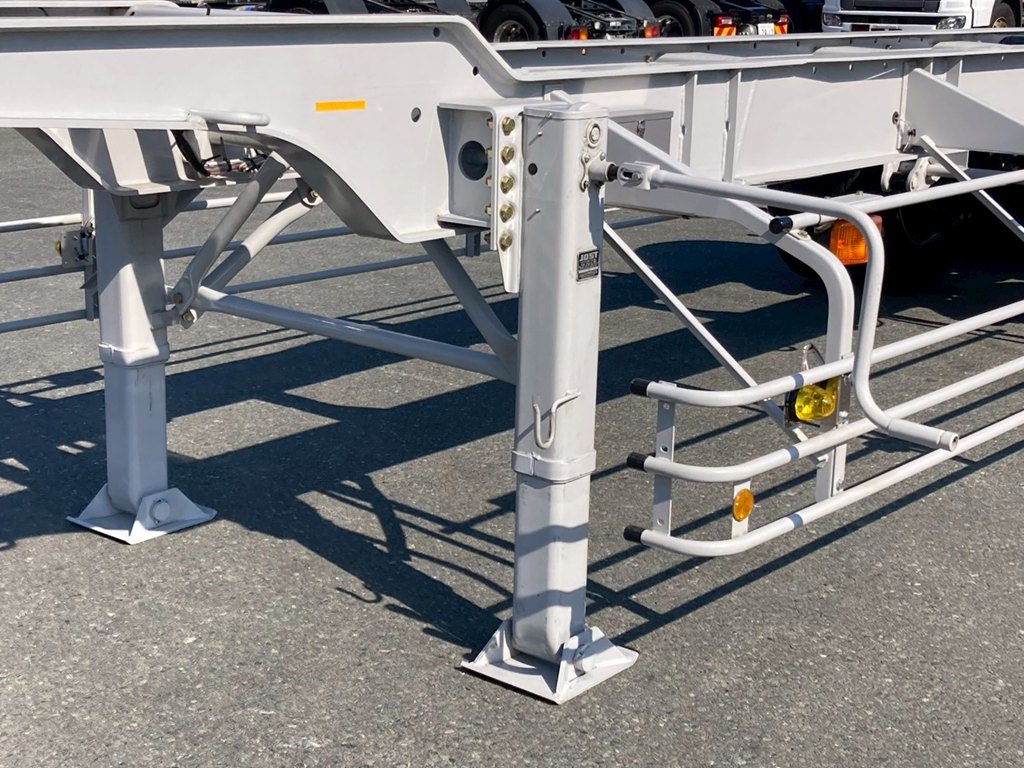 脚は手動式です。|トレクス  NCCTB34081の写真16