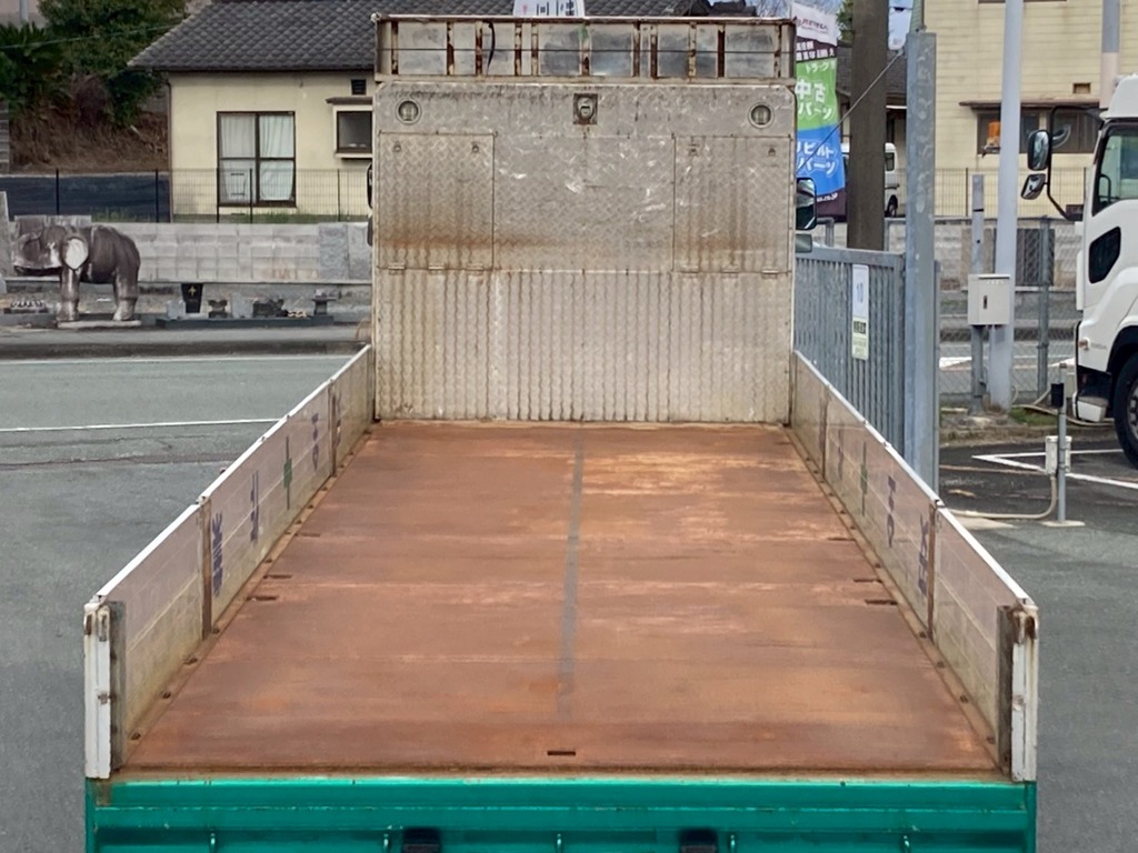 9|UDトラックス クオン LKG-CG5ZAの写真9