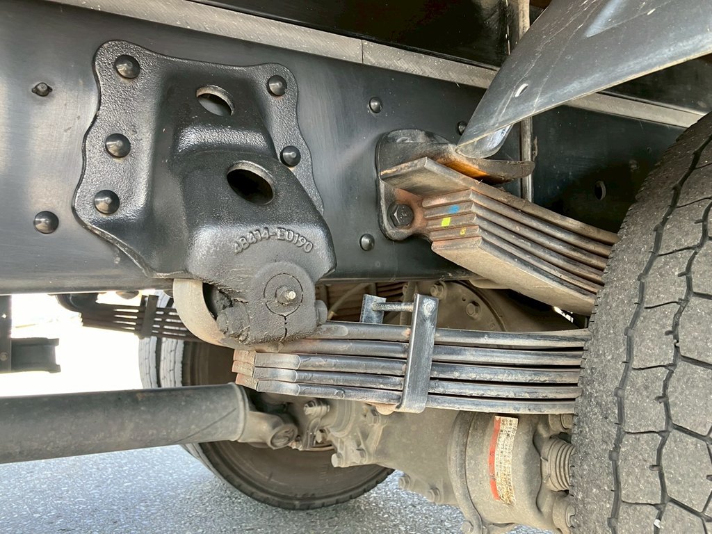 リーフサスです。|日野 レンジャー 2PG-FJ2ABAの写真5