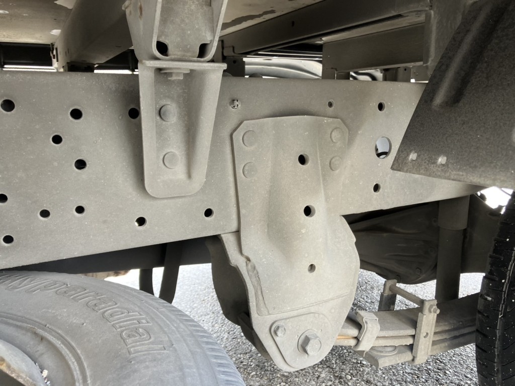 シャーシの状態です。|日野 デュトロ TKG-XZU605M(2WD)の写真5