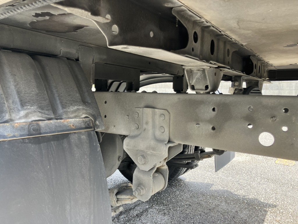 シャーシとネタの状態です。|日野 デュトロ TKG-XZU605M(2WD)の写真6