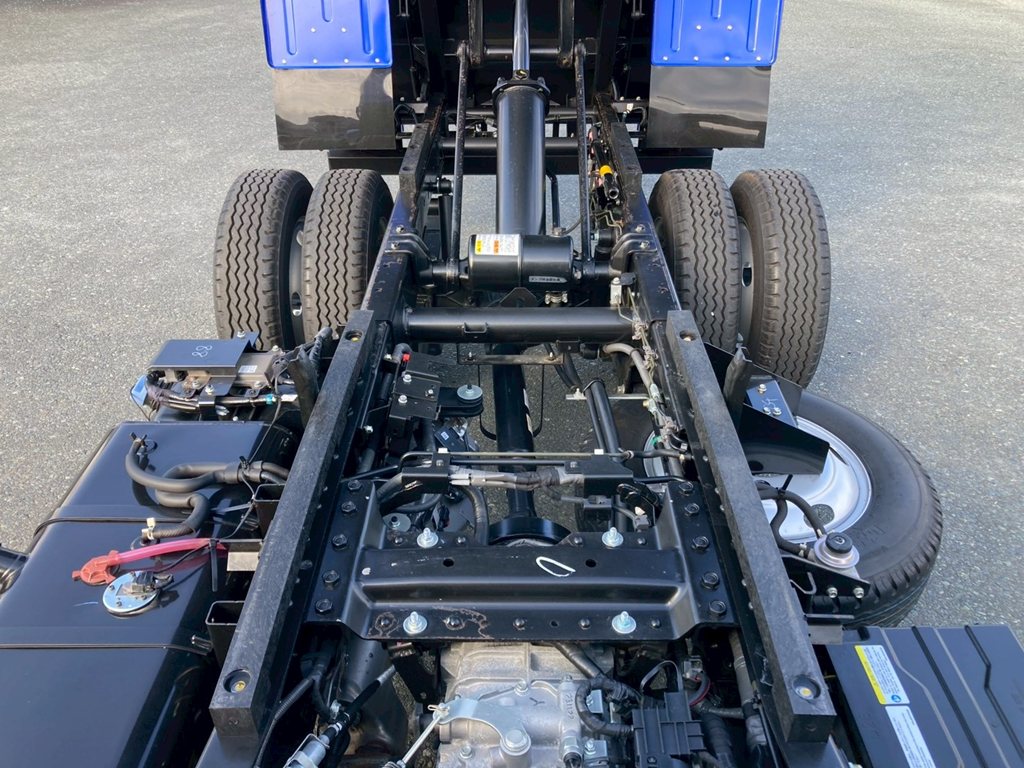 いすゞ エルフ 2RG-NKR88AT(2WD)の写真11