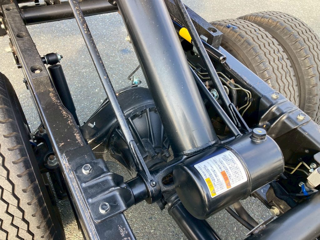 いすゞ エルフ 2RG-NKR88AT(2WD)の写真15