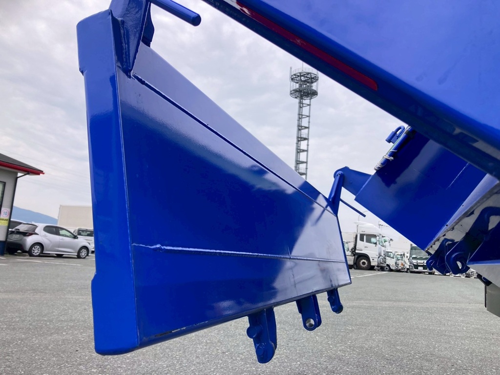 12|いすゞ エルフ 2RG-NKR88AT(2WD)の写真12