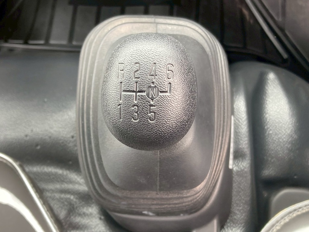 22|いすゞ エルフ 2RG-NKR88AT(2WD)の写真22