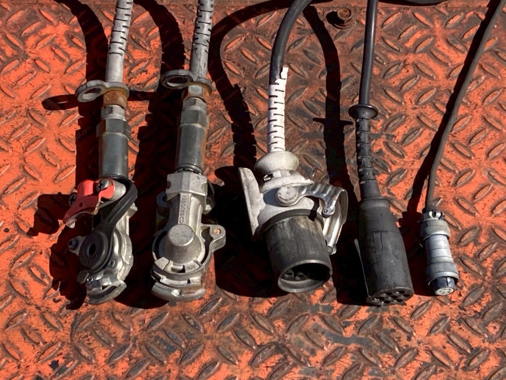 11|いすゞ ギガ QDG-EXZ52AJの写真11